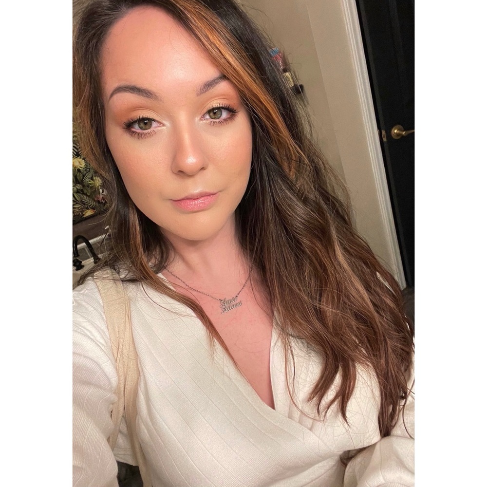 Meet your Posher, Charlsea
